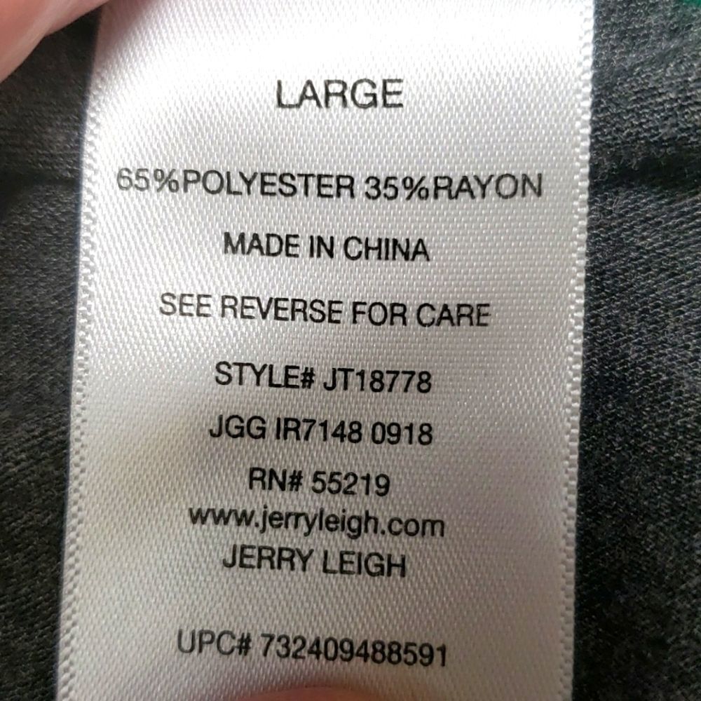 Modern Lux Christmas Shirt size large - Picture 6 of 6